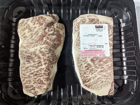 How much fat is in original jumbo beef steak - calories, carbs, nutrition