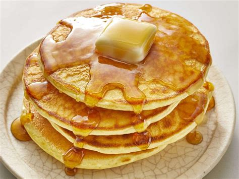 How much fat is in pancakes - calories, carbs, nutrition