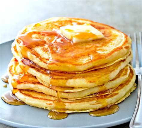 How much fat is in pancakes buttermilk 2 ea - calories, carbs, nutrition