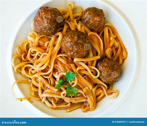 How much fat is in pandinis pasta linguine with meatballs - calories, carbs, nutrition