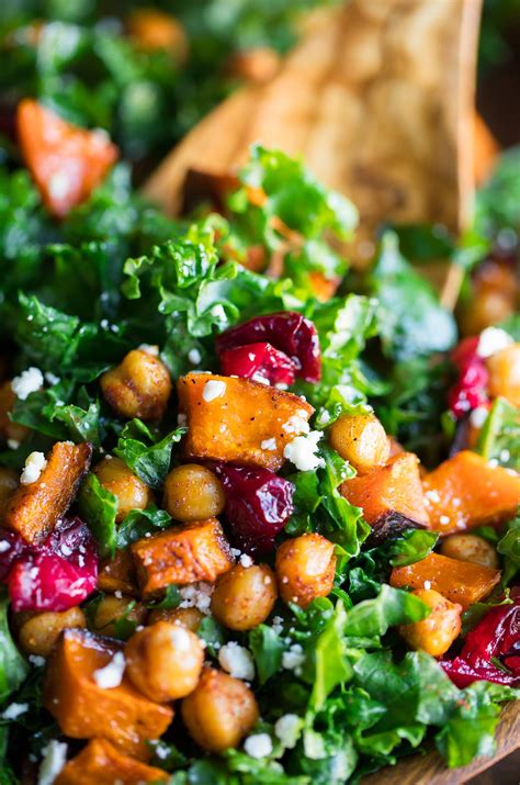 How much fat is in pandinis salad entree roasted butternut squash & farro - calories, carbs, nutrition