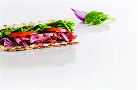 How much fat is in panini flatbread roast beef ricotta - calories, carbs, nutrition