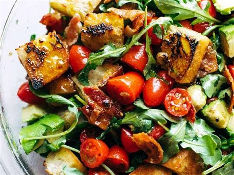 How much fat is in panzanella salad (28932.5) - calories, carbs, nutrition