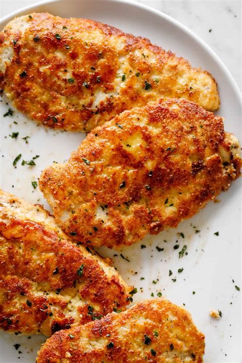 How much fat is in parmesan chicken breast - calories, carbs, nutrition