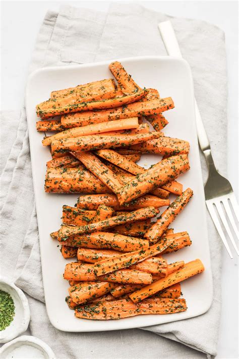 How much fat is in parsley carrots - calories, carbs, nutrition