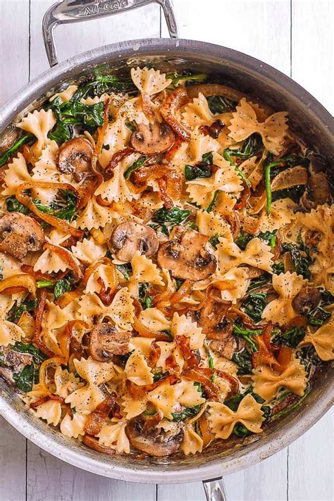 How much fat is in pasta farfalle chicken grilled & spinach - calories, carbs, nutrition