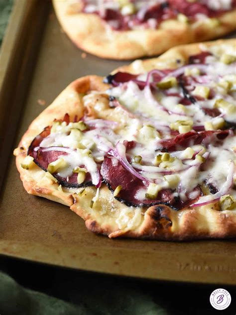 How much fat is in pastrami flatbread (59163.0) - calories, carbs, nutrition