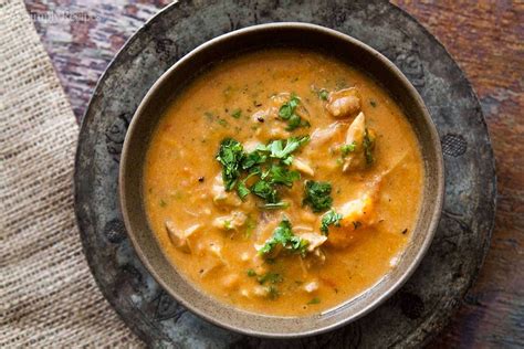 How much fat is in peanut chicken stew & savory biscuit - calories, carbs, nutrition