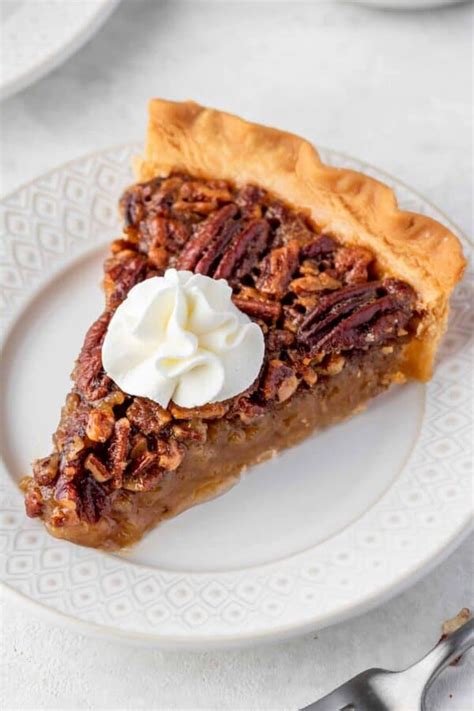 How much fat is in pecan pie (61906.10) - calories, carbs, nutrition