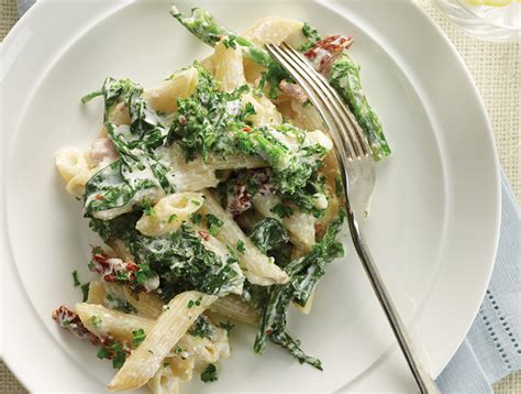 How much fat is in penne pommorola with broccoli rabe and provolone - calories, carbs, nutrition