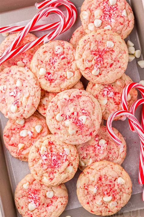 How much fat is in peppermint cookie - calories, carbs, nutrition