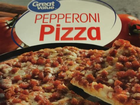 How much fat is in pepperoni pizza (32147.38) - calories, carbs, nutrition