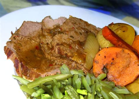 How much fat is in pepperpot beef - calories, carbs, nutrition