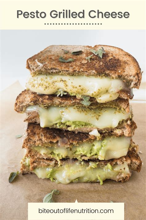 How much fat is in pesto grilled cheese on white - calories, carbs, nutrition