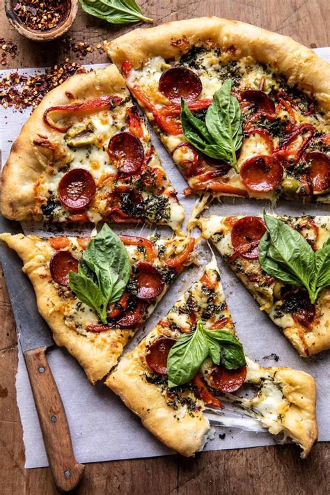 How much fat is in pesto pizzalatta crust - calories, carbs, nutrition