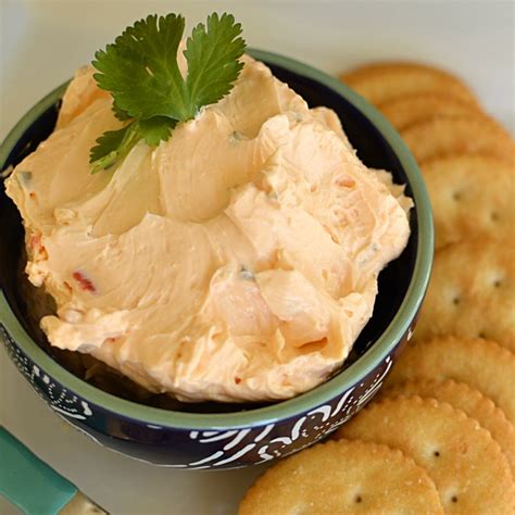 How much fat is in pimento cheese spread - calories, carbs, nutrition