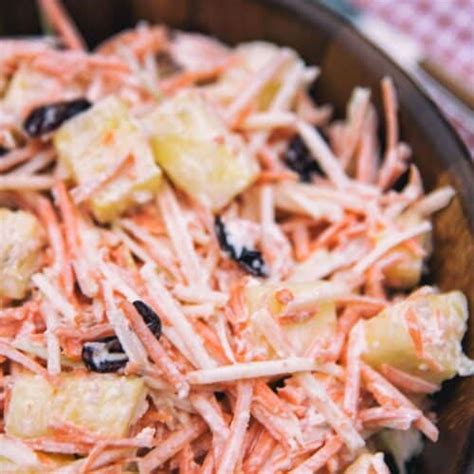 How much fat is in pineapple carrot slaw - calories, carbs, nutrition