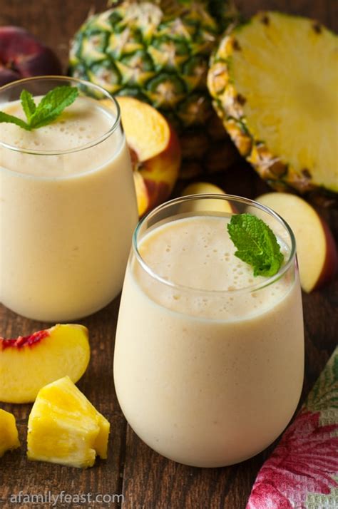 How much fat is in pineapple peach almond smoothie (20 oz) - calories, carbs, nutrition