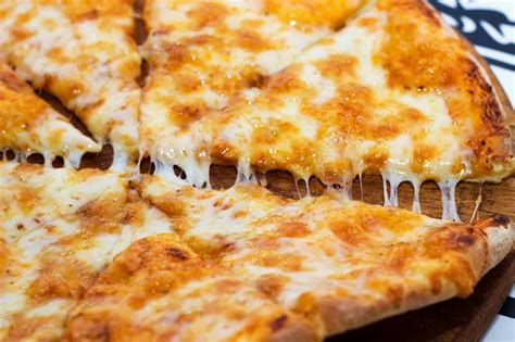 How much fat is in pizza bites - calories, carbs, nutrition