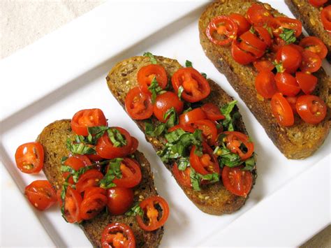 How much fat is in pizzetta whole wheat mediterranean bruschetta - calories, carbs, nutrition