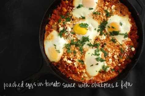 How much fat is in poached eggs in tomato with chickpea and feta - calories, carbs, nutrition