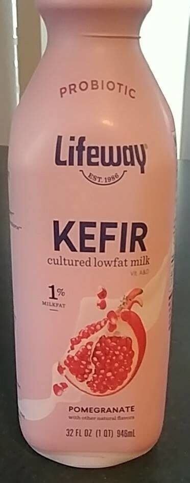 How much fat is in pomegranate kefir - calories, carbs, nutrition