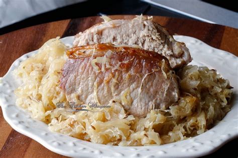 How much fat is in pork and sauerkraut - calories, carbs, nutrition