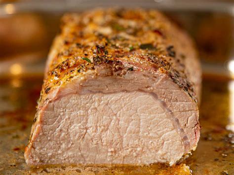 How much fat is in pork loin simply roasted 4 oz - calories, carbs, nutrition