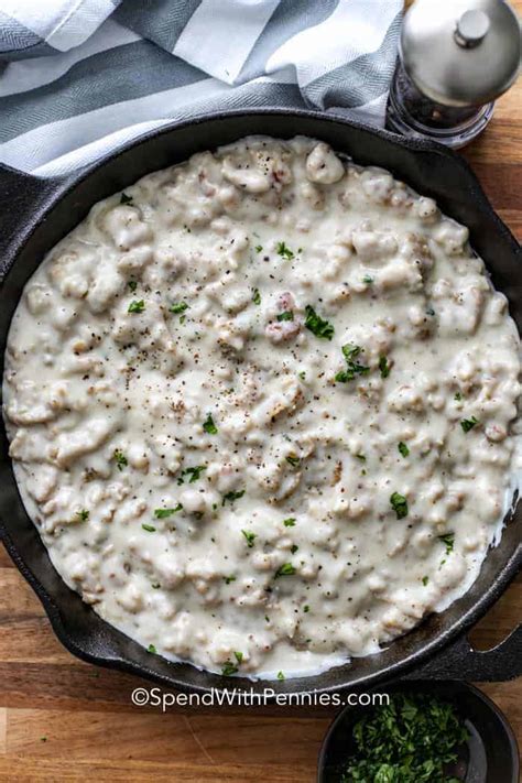 How much fat is in pork sausage gravy - calories, carbs, nutrition