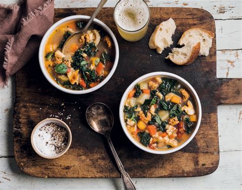 How much fat is in portuguese kale chorizo clam soup (79766.1) - calories, carbs, nutrition