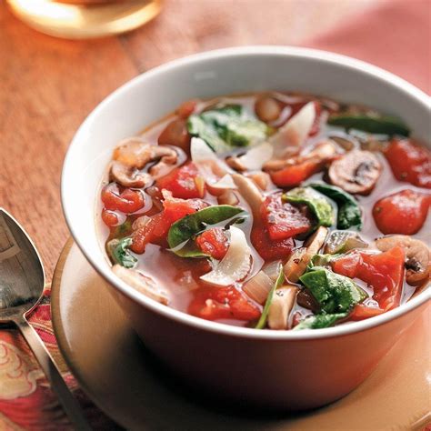 How much fat is in potato, spinach, and tomato soup - calories, carbs, nutrition