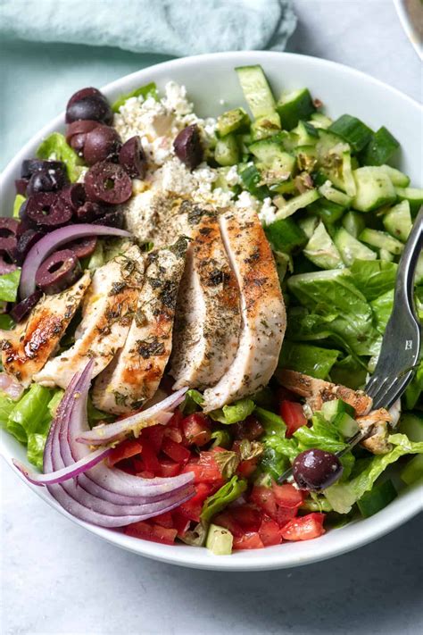 How much fat is in power mediterranean chicken salad - calories, carbs, nutrition