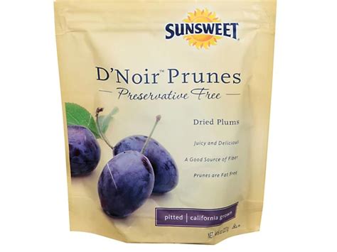 How much fat is in prunes pitted - calories, carbs, nutrition