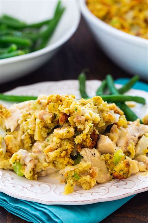 How much fat is in pulled chicken and stuffing - calories, carbs, nutrition