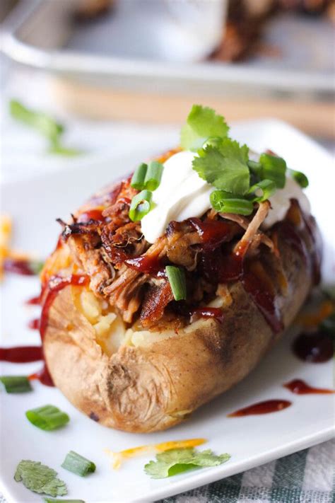 How much fat is in pulled pork stuffed potatoes - calories, carbs, nutrition