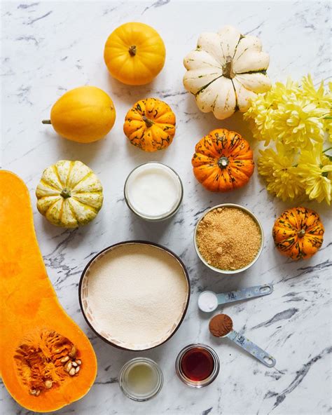 How much fat is in pumpkin cake - calories, carbs, nutrition