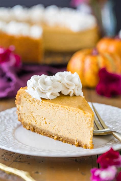 How much fat is in pumpkin cheesecake - calories, carbs, nutrition