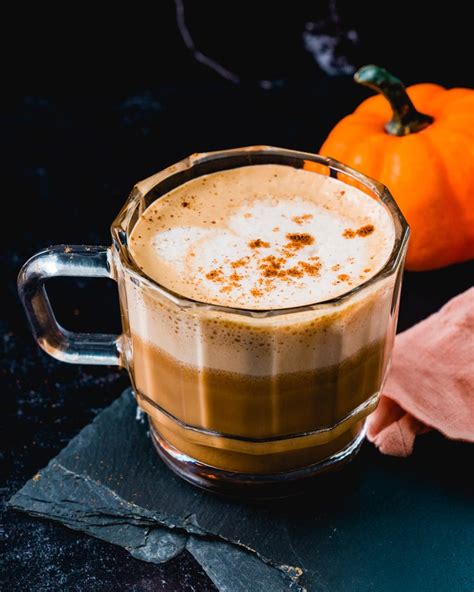 How much fat is in pumpkin spice latte - short - 2% milk - no whipped cream - calories, carbs, nutrition