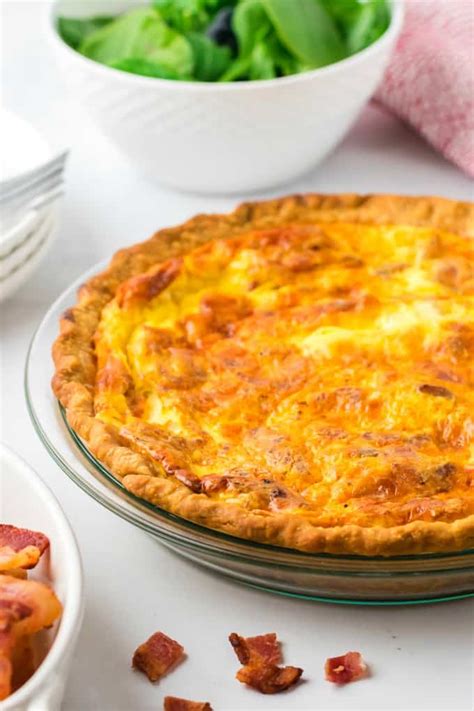 How much fat is in quiche lorraine breakfast biscuit quiche - calories, carbs, nutrition