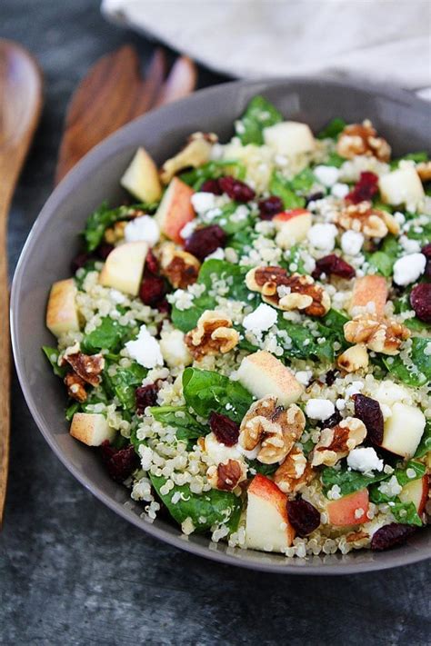 How much fat is in quinoa apple autumn salad - calories, carbs, nutrition