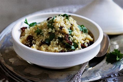 How much fat is in raisin couscous - calories, carbs, nutrition