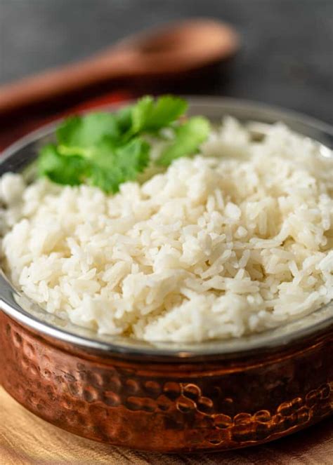 How much fat is in raisin jasmine rice - calories, carbs, nutrition