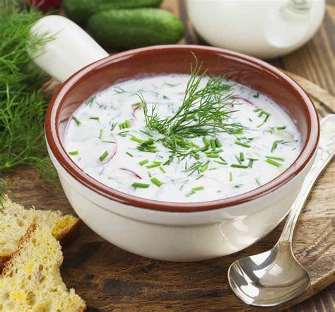 How much fat is in raita (yogurt salad) with radish - calories, carbs, nutrition