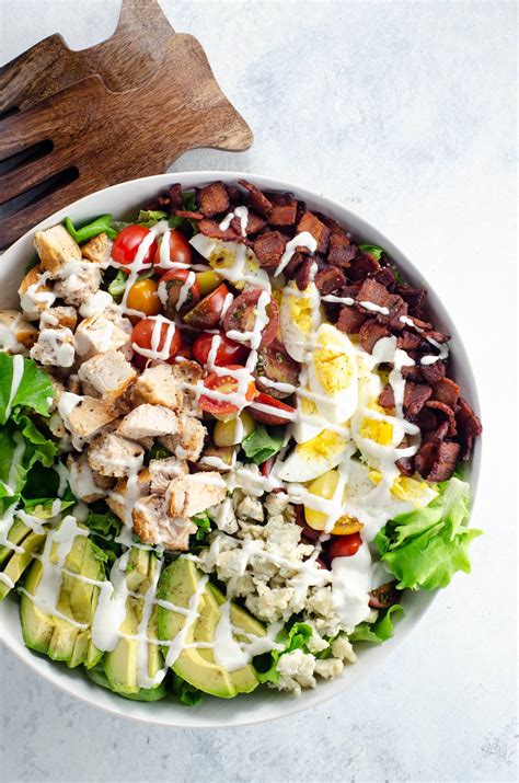 How much fat is in ranch cobb salad - calories, carbs, nutrition