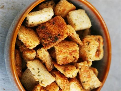 How much fat is in righteous croutons - calories, carbs, nutrition