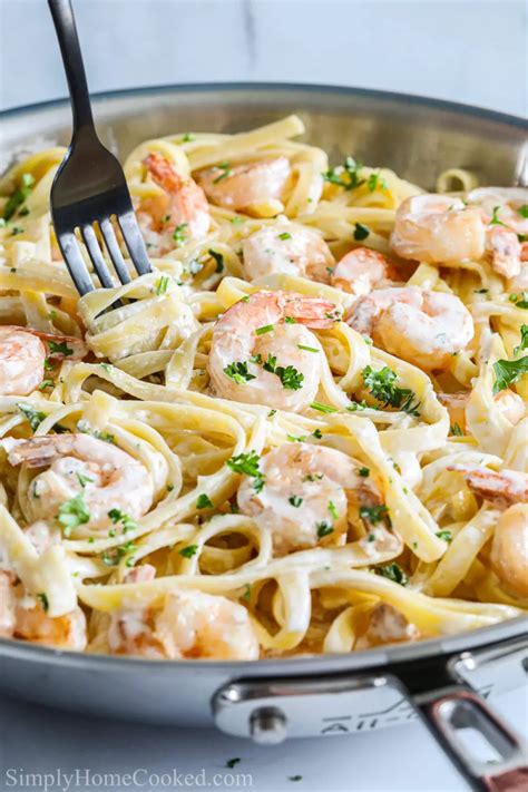 How much fat is in roadster shrimp alfredo - calories, carbs, nutrition