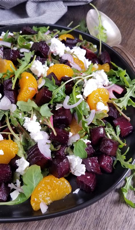 How much fat is in roast beet salad - calories, carbs, nutrition