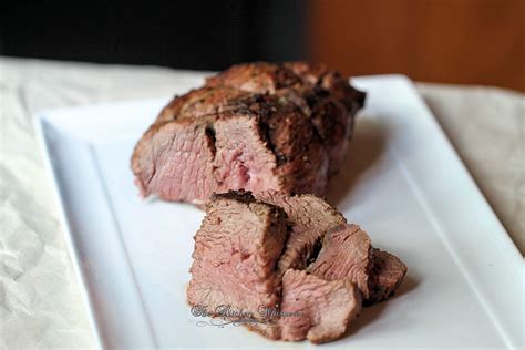 How much fat is in roast petite beef tenderloin - calories, carbs, nutrition