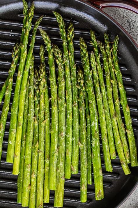 How much fat is in roasted asparagus - calories, carbs, nutrition