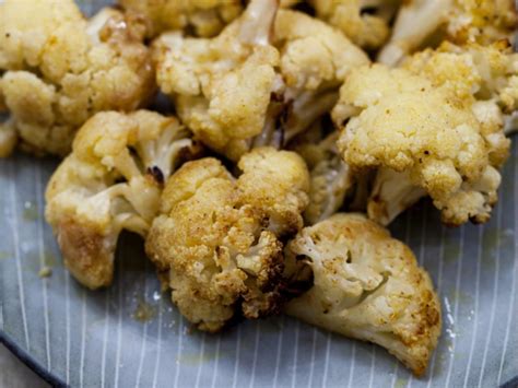 How much fat is in roasted cauliflower - calories, carbs, nutrition